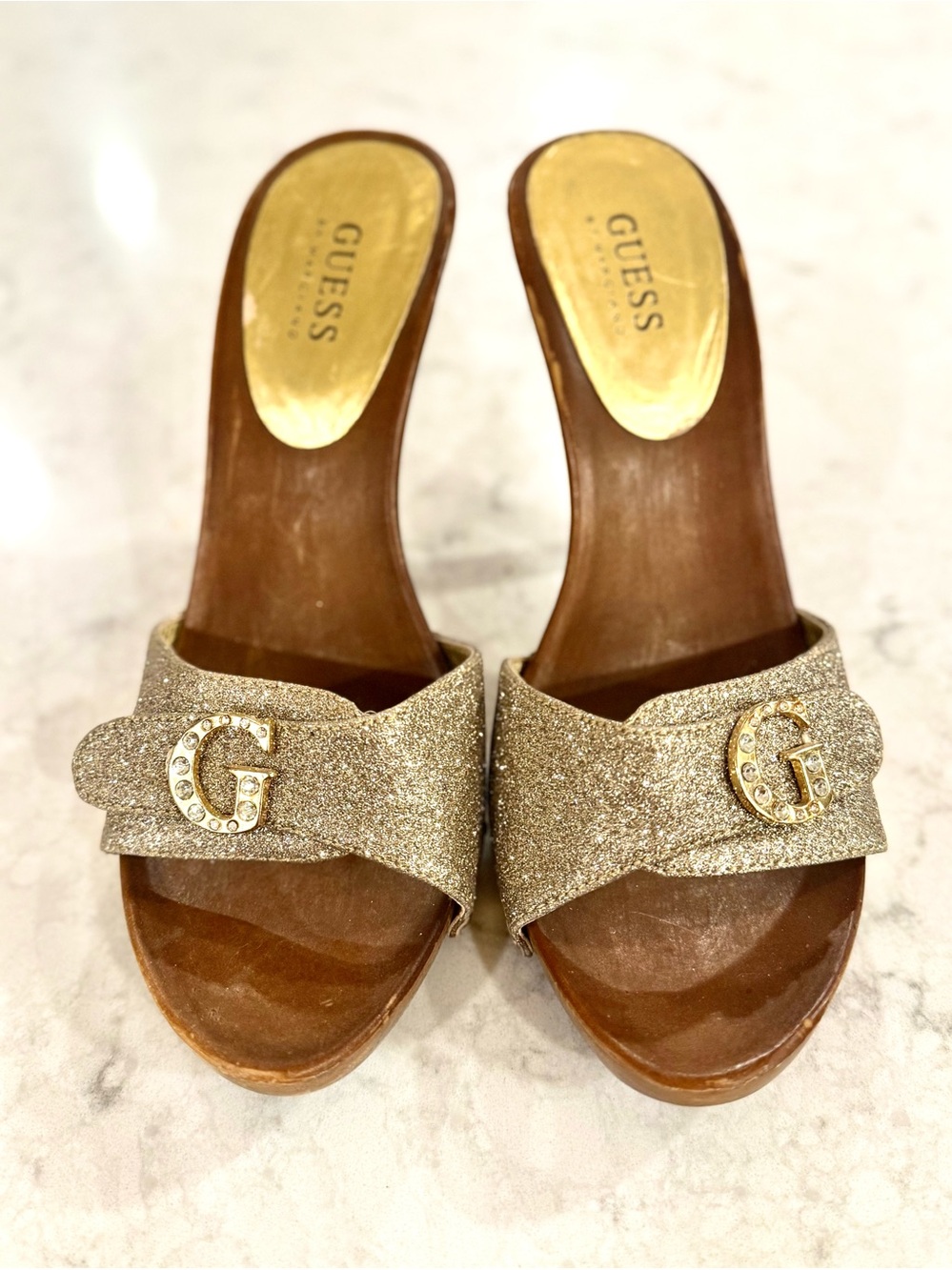 Guess wood high heel gold sparkle fantasy slides 9M
